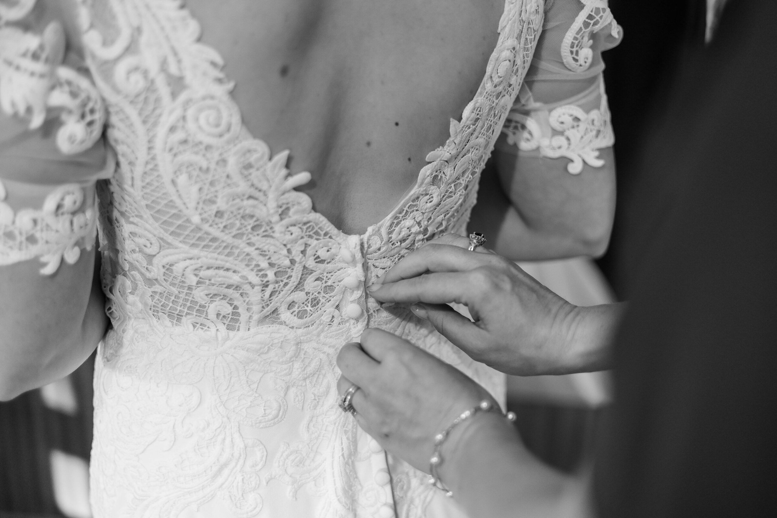 2022 bride, 2023 bride, Wild Atlantic Way, christmas wedding, clayton hotel sligo, irish wedding photography, sligo wedding photographer, winter wedding