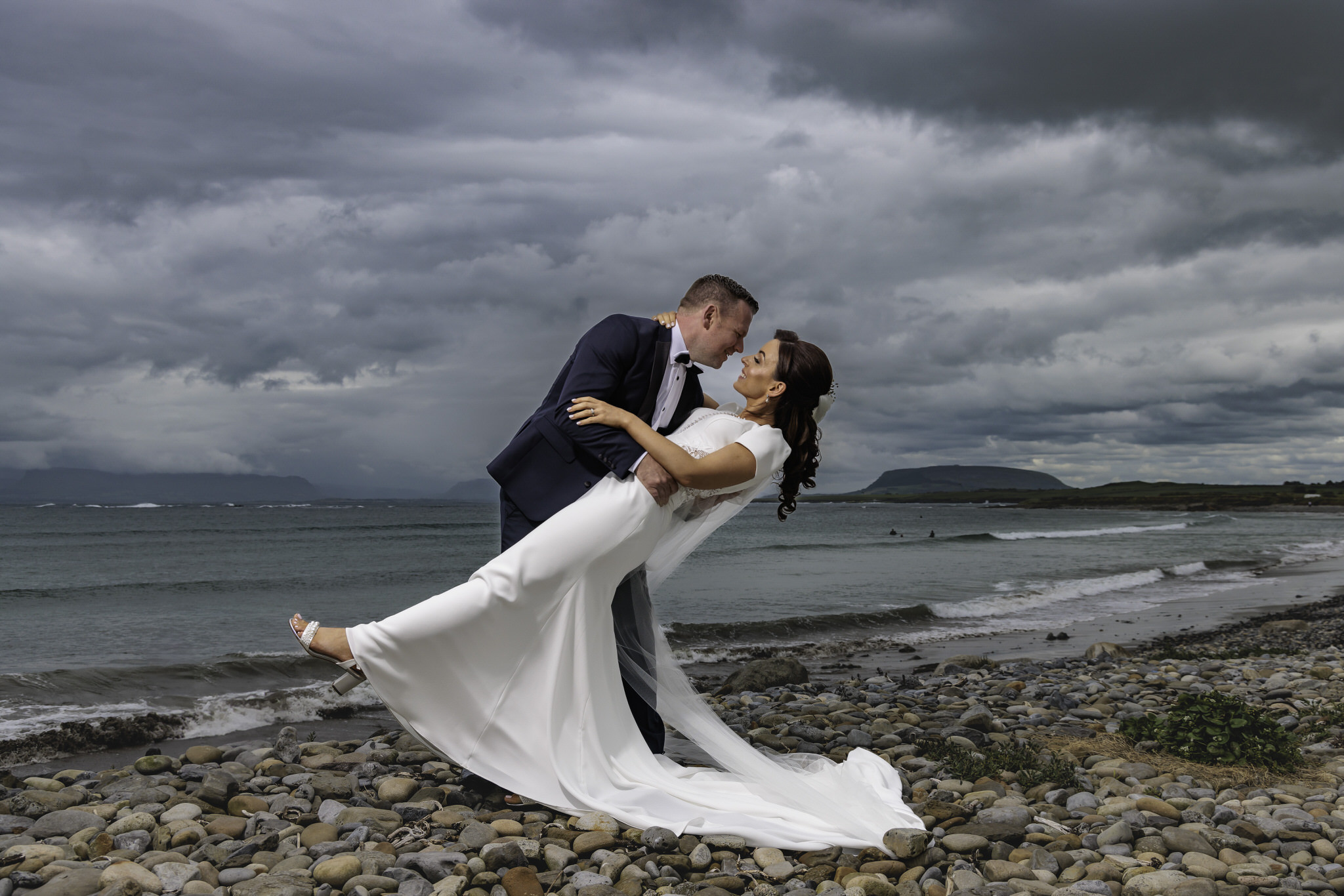 Bride and Groom at the beach in enniscrone